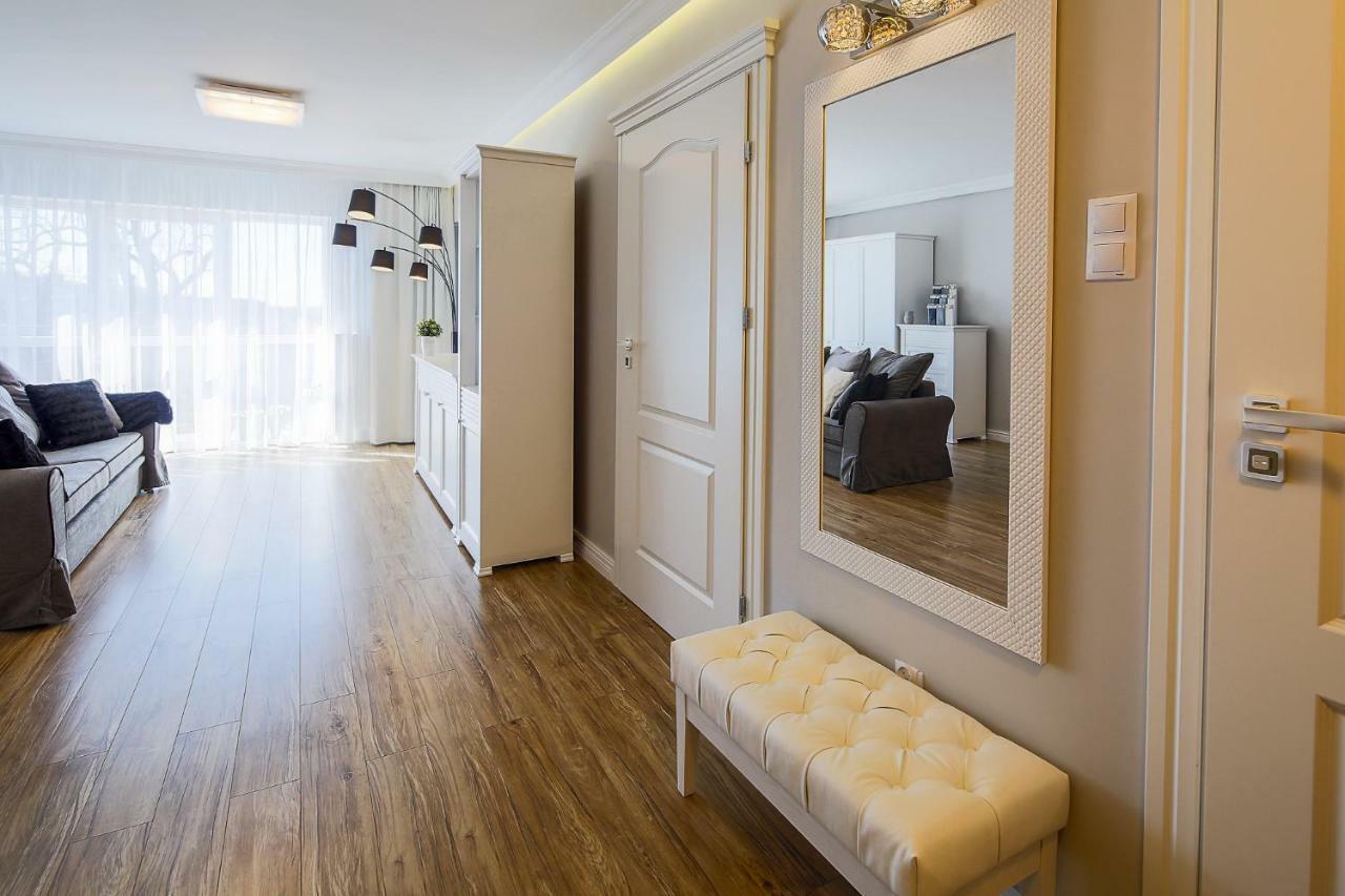 Apartament Paryski Miedzyzdroje Exterior foto